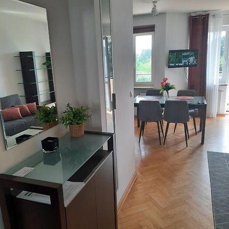 Appartamento Sloneczny Apartament Bluszczanska Varsavia Esterno foto
