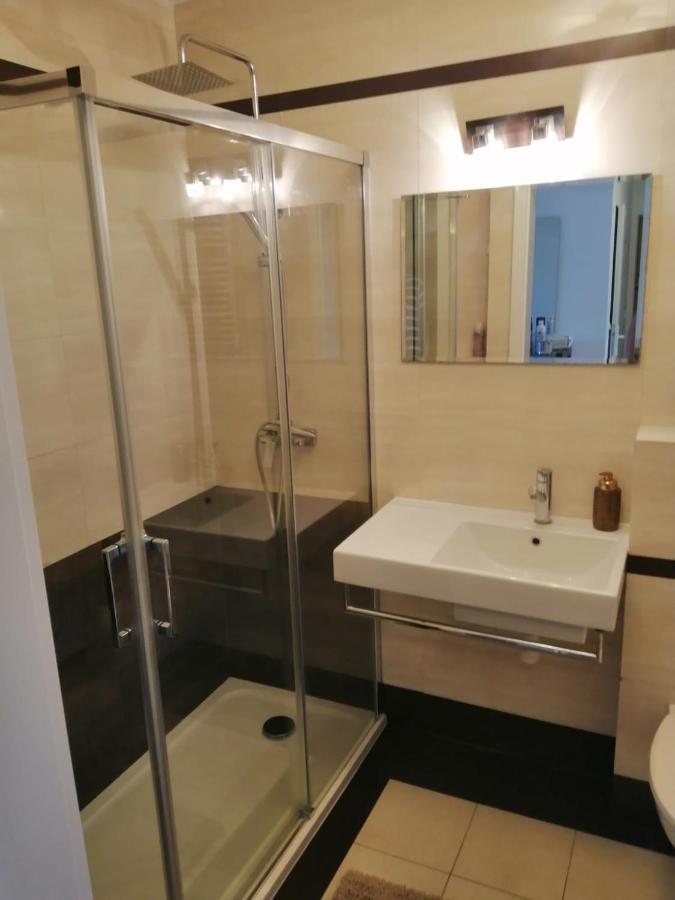 Appartamento Sloneczny Apartament Bluszczanska Varsavia Esterno foto
