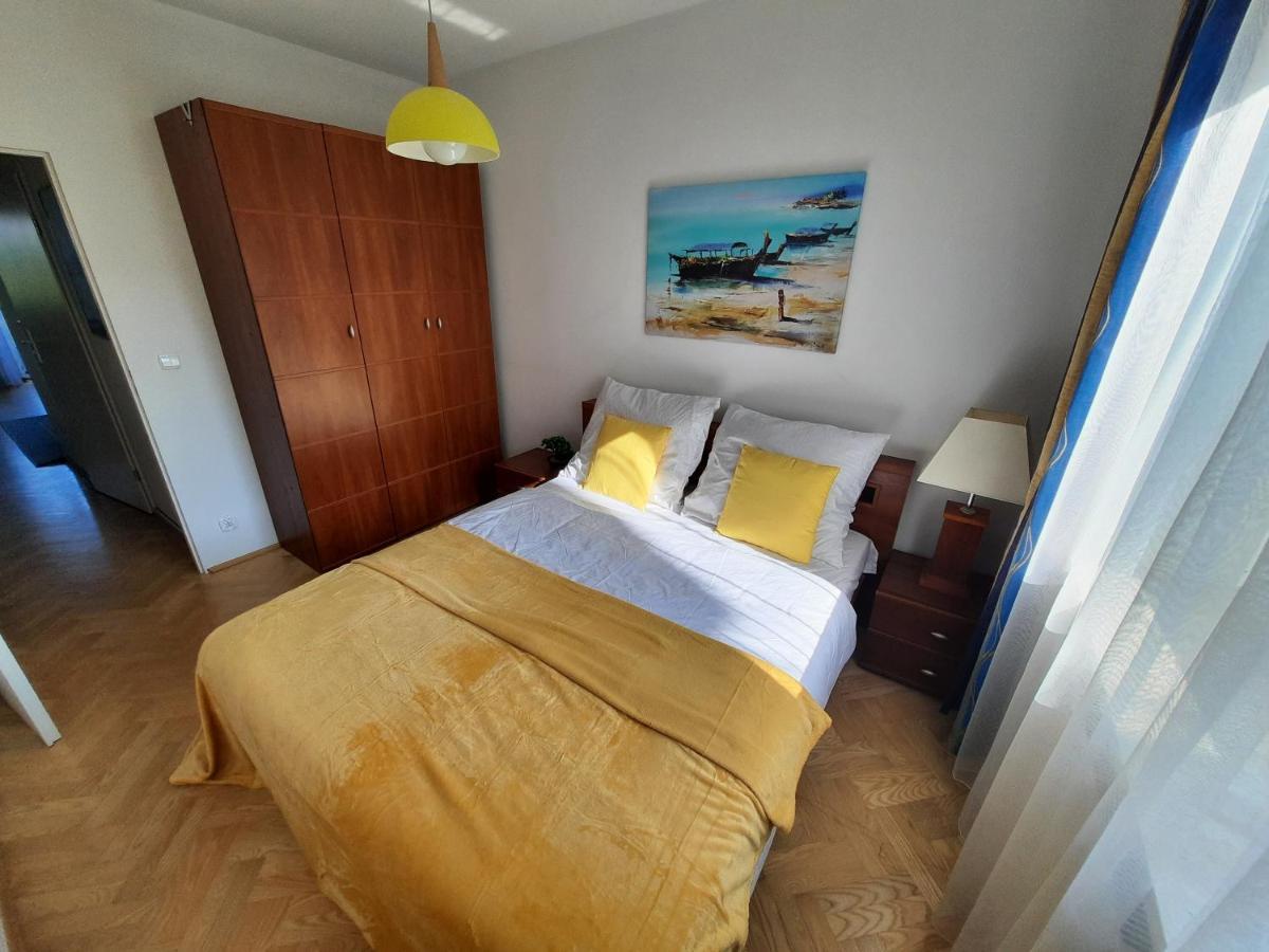 Appartamento Sloneczny Apartament Bluszczanska Varsavia Esterno foto